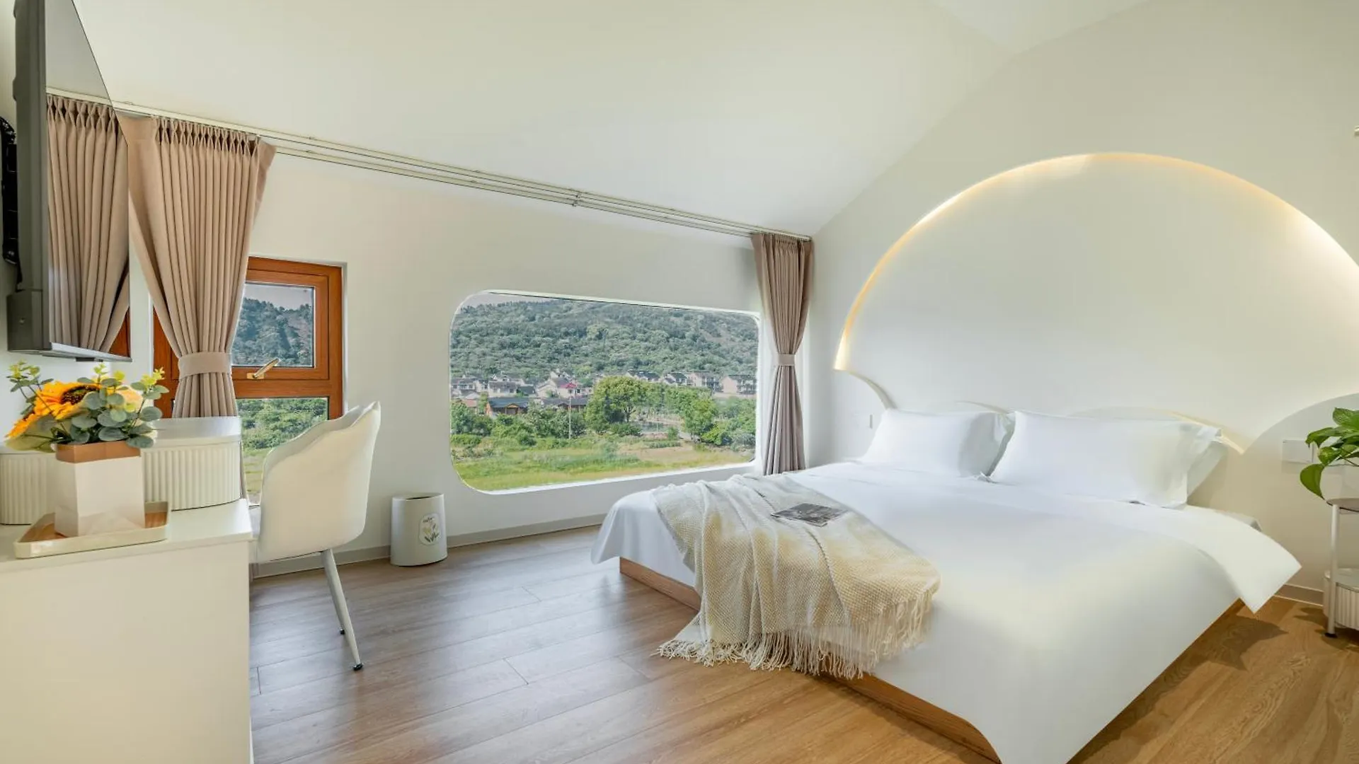 Huyinboyu Designer B&B Suzhou  China