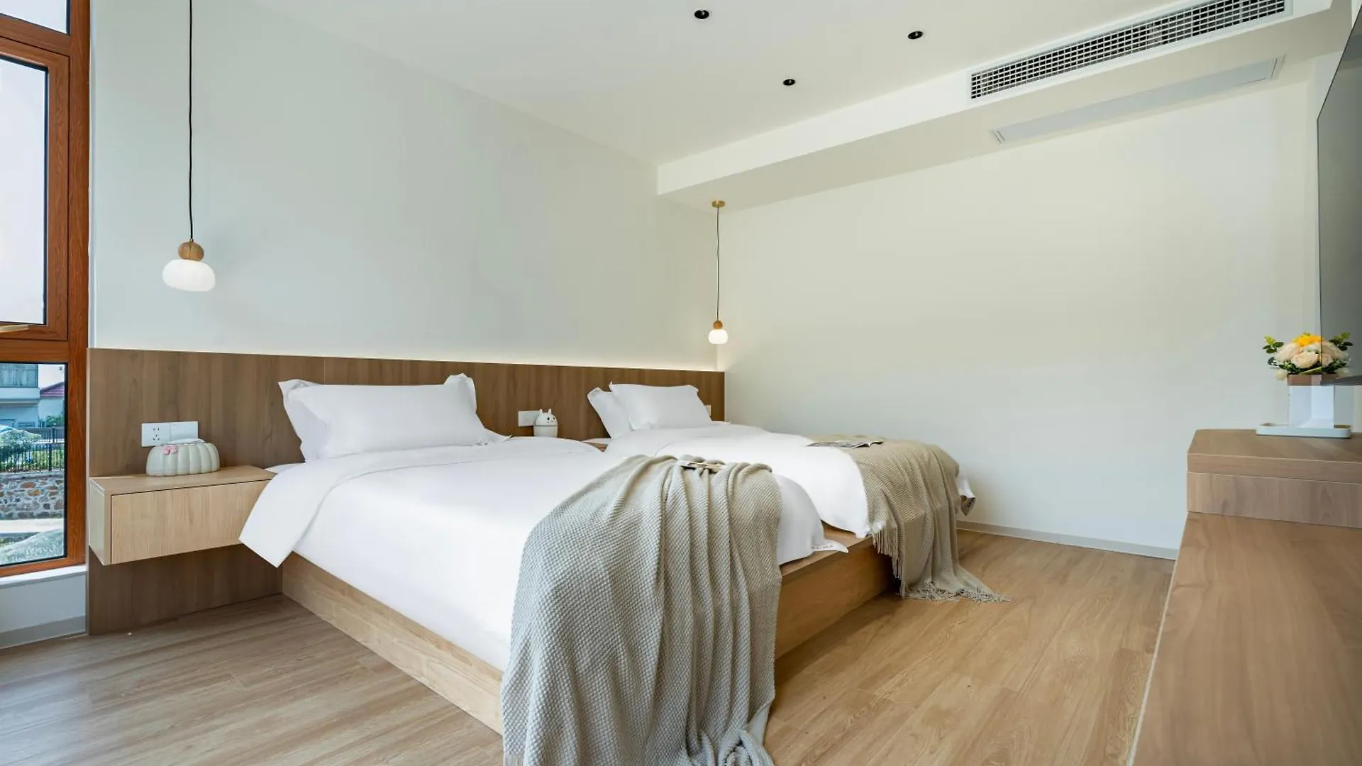Huyinboyu Designer B&B Suzhou  China