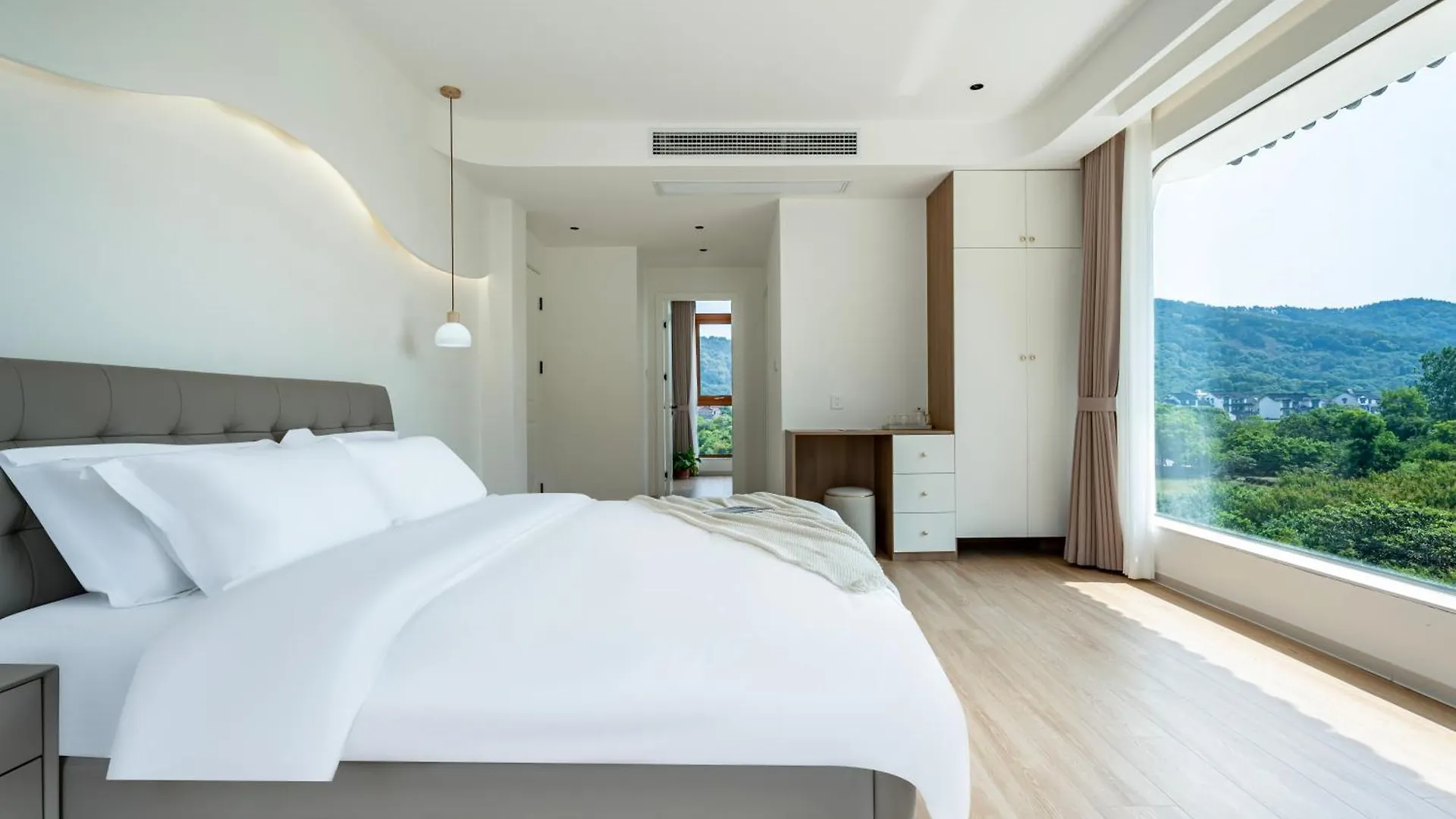 Homestay Huyinboyu Designer B&B Suzhou  China